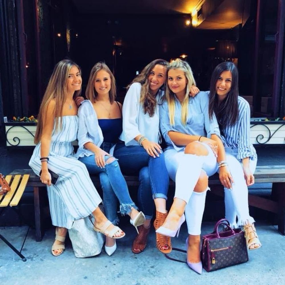 Meet your Posher, Caroline